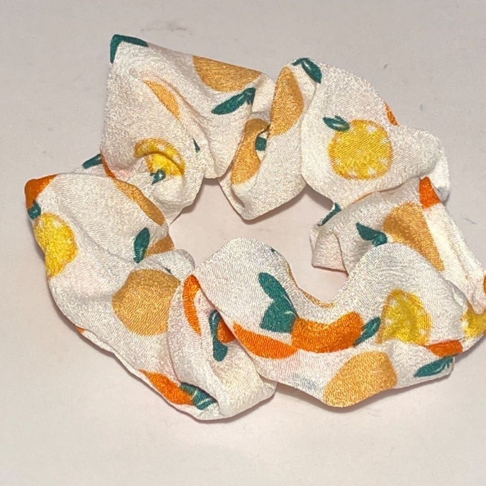 1397 Set of 6 Lightweight Summer Print Scrunchie NWT - Picture 7 of 9
